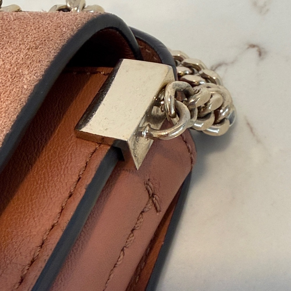 Chloe Faye Leather Bag - Picture 14 of 15